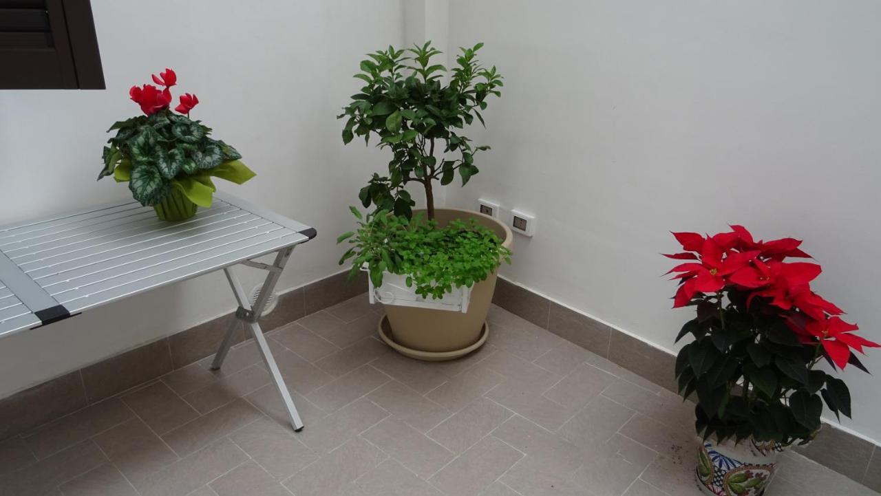 Il Giardino Segreto Apartment Palermo Bagian luar foto