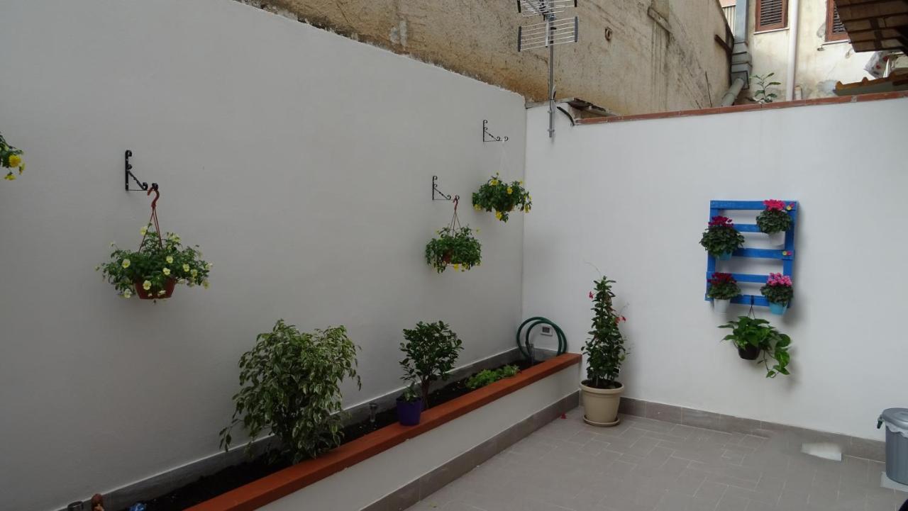 Il Giardino Segreto Apartment Palermo Bagian luar foto
